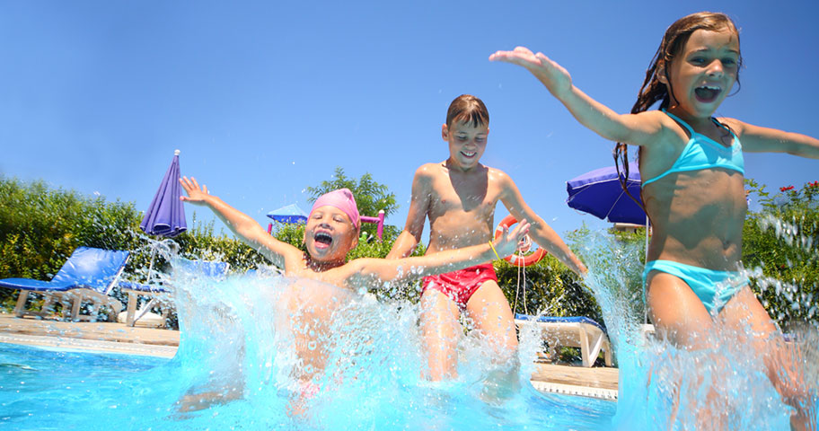 Karibik Familienferien - Spass am Pool Karibik Angebote für Familien