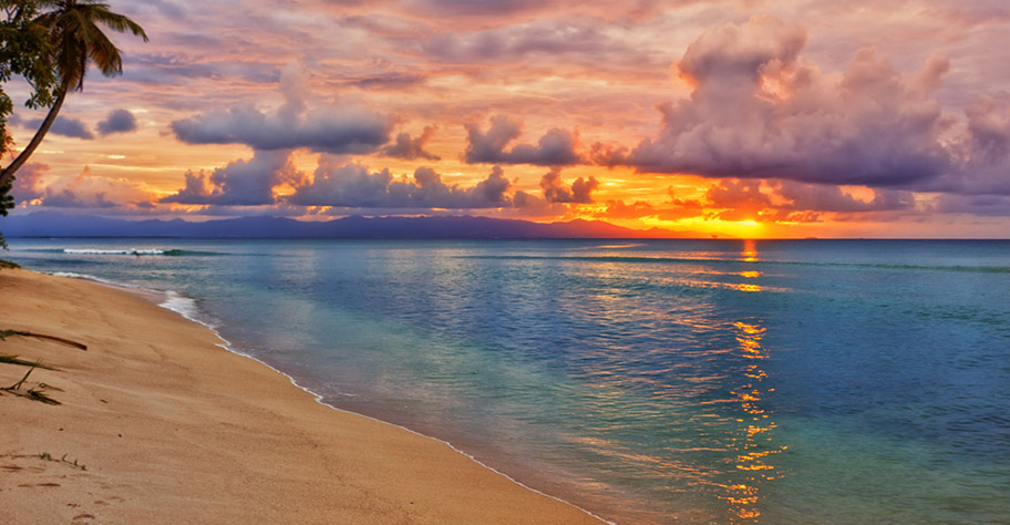 Guadeloupe Badeferien Traumstrände Sonnenuntergang