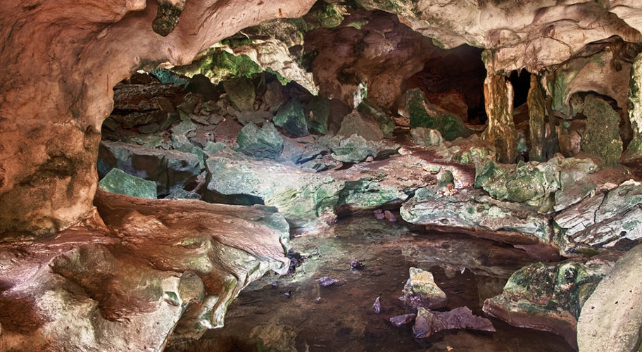Turks Caicos Familienausflug Tropfsteinhöhle